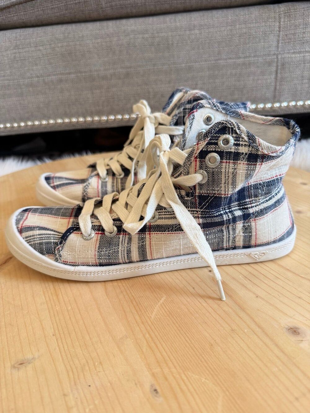 Roxy Plaid Sneakers Size 8.5